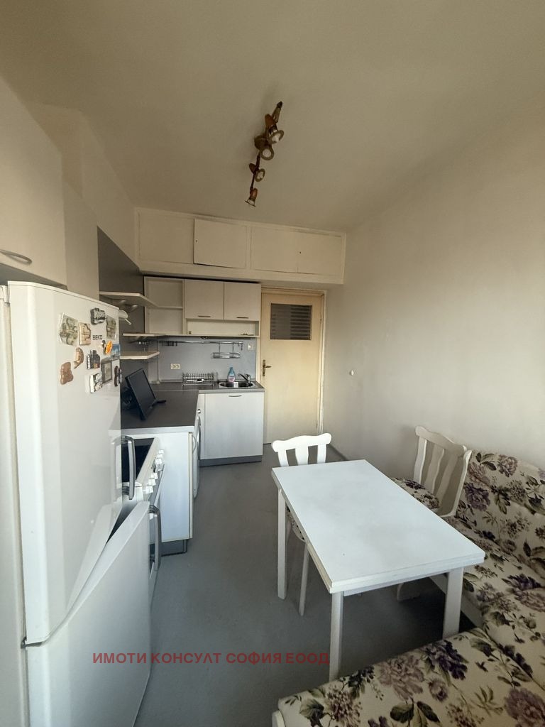 Дава под наем 3-СТАЕН, гр. София, Център, снимка 11 - Апартаменти - 53750198