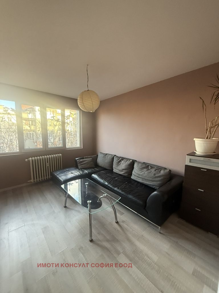 Дава под наем 3-СТАЕН, гр. София, Център, снимка 4 - Апартаменти - 53836050