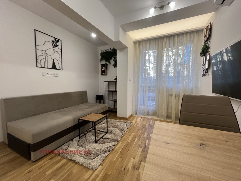 Дава под наем 2-СТАЕН, гр. София, Оборище