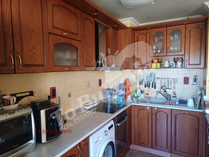 Zu vermieten  2 Schlafzimmer Weliko Tarnowo , Zentar , 90 qm | 42971425 - Bild [2]