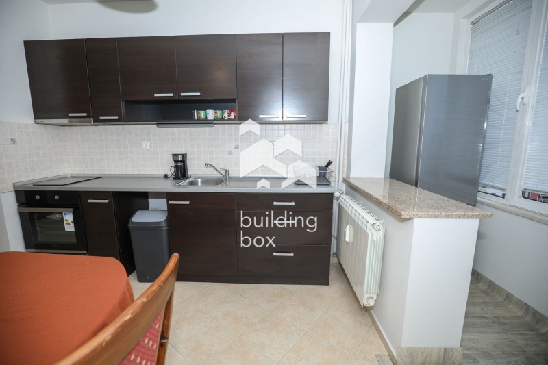 Издаје се  2 спаваће собе Софија , Изгрев , 110 м2 | 65431477 - слика [6]