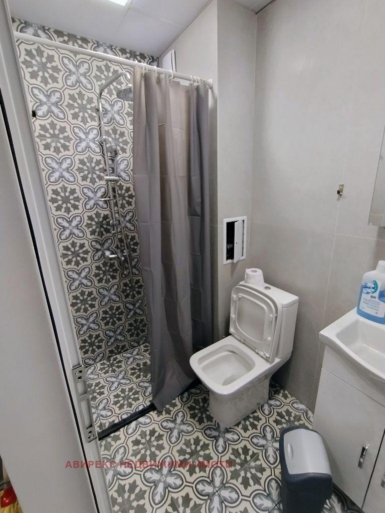 Προς ενοικίαση  Στούντιο Πλοβδηβ , Χρηστο Σμηρνενσκη , 50 τ.μ | 36958589 - εικόνα [3]