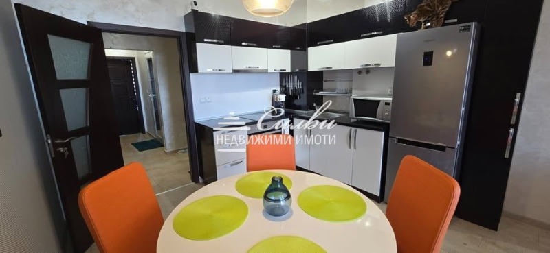 Дава под наем 2-СТАЕН, гр. Шумен, Пазара, снимка 2 - Апартаменти - 52910434