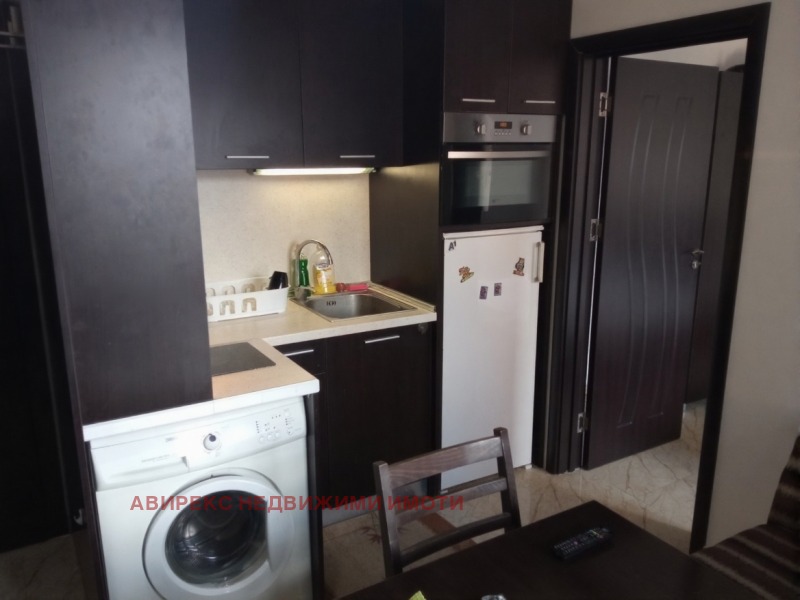 Дава под наем 2-СТАЕН, гр. Пловдив, Тракия