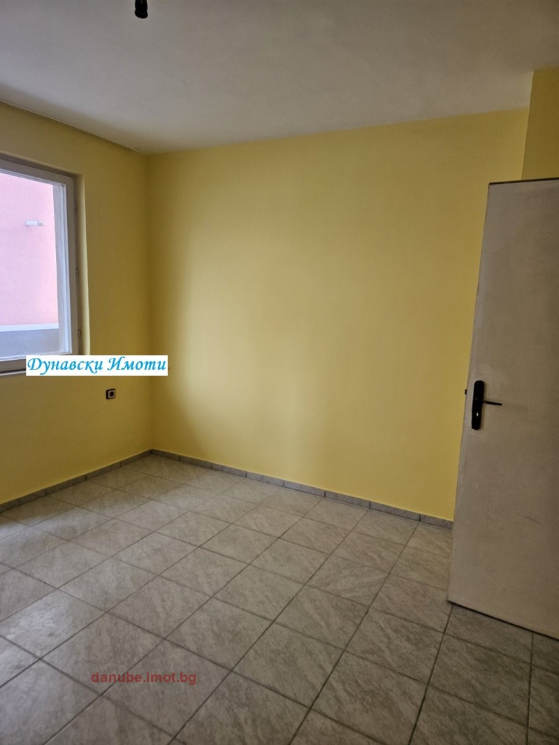 Дава под наем 4-СТАЕН, гр. Русе, Хъшове, снимка 4 - Апартаменти - 53254155