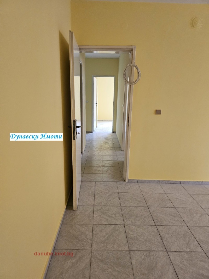 Дава под наем 4-СТАЕН, гр. Русе, Хъшове, снимка 9 - Апартаменти - 53254155