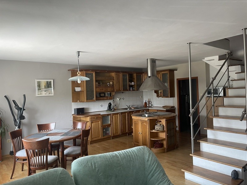 Til leie  Maisonette Plovdiv , Marasja , 200 kvm | 27300243