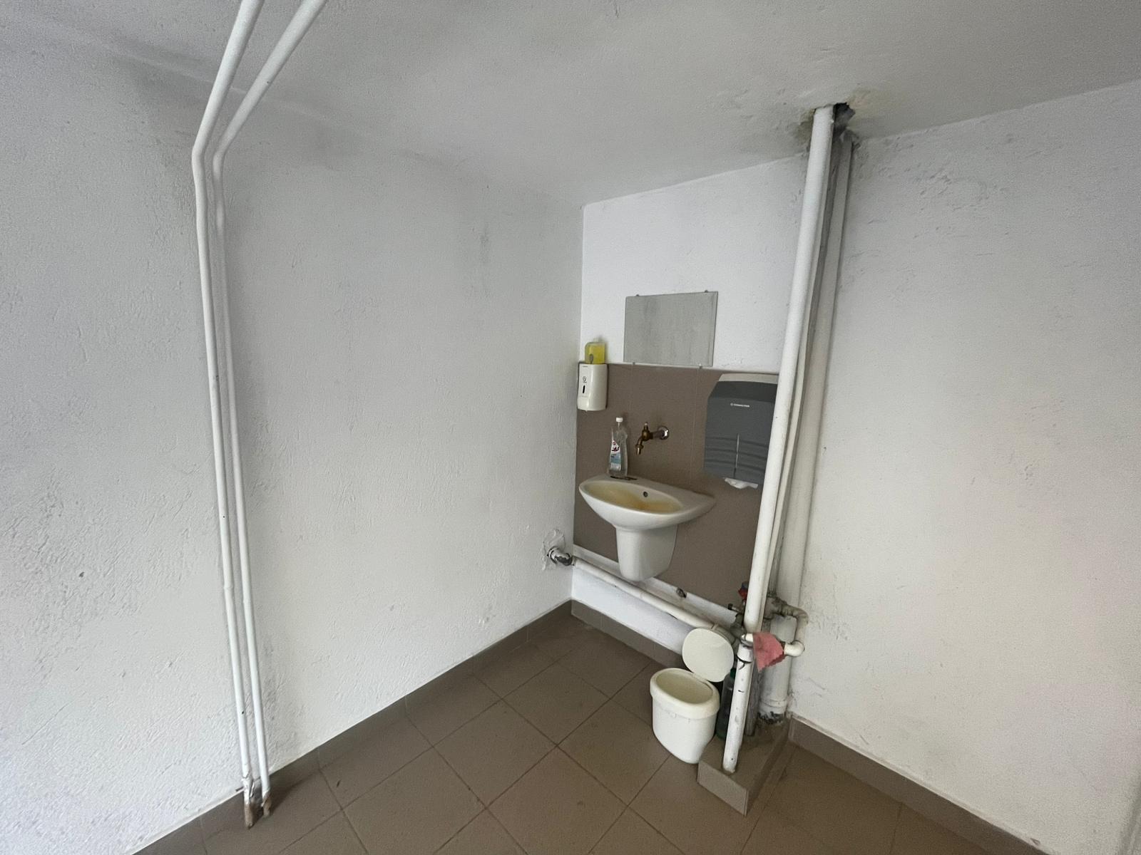 Дава под наем ГАРАЖ, ПАРКОМЯСТО, гр. София, Дианабад, снимка 6 - Гаражи и паркоместа - 53721043