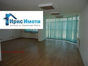 ОФИС, 69 m2