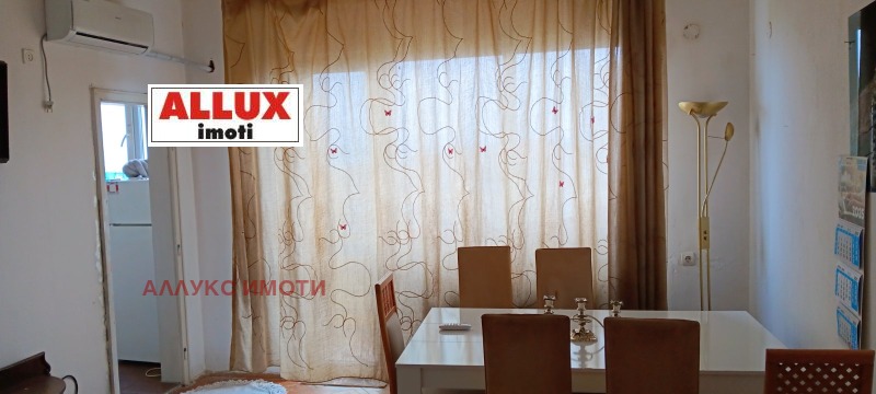 Kiadó  2 hálószobás Ruse , Vazrazsdane , 95 négyzetméter | 21650791 - kép [2]