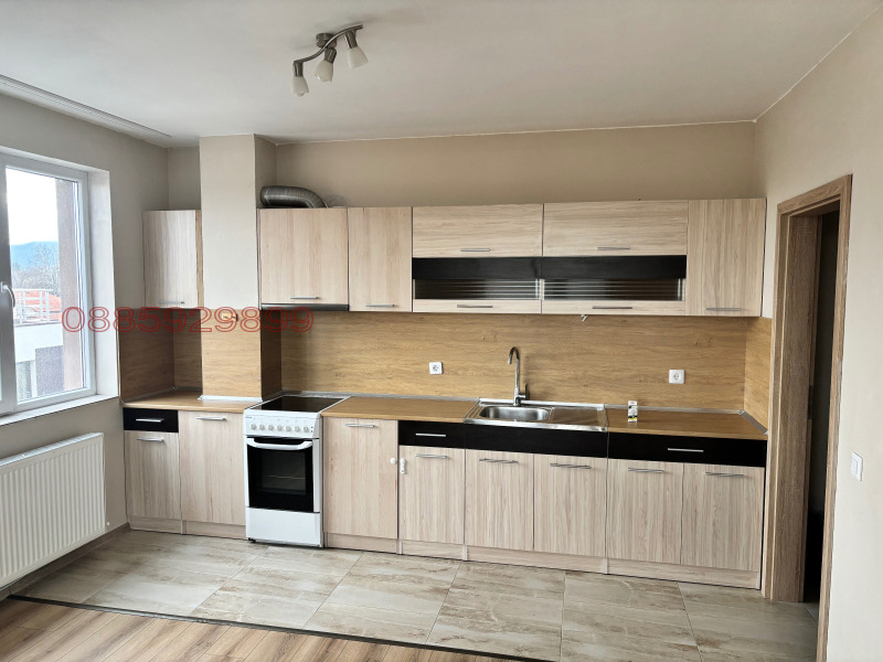 Дава под наем 3-СТАЕН, гр. Божурище, област София област, снимка 1 - Апартаменти - 52916334