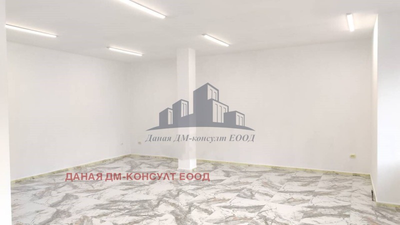 Vuokrattavana  Myymälä Šumen , Grivitsa , 95 neliömetriä | 23934046 - kuva [2]