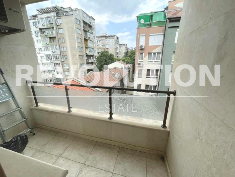 Издаје се  2 спаваће собе Варна , Центар , 75 м2 | 41381627 - слика [7]