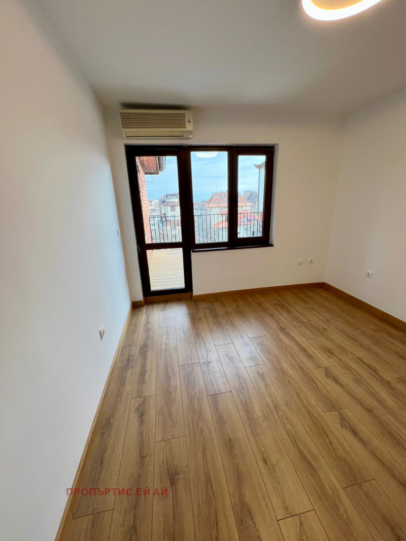 Дава под наем 4-СТАЕН, гр. София, Редута, снимка 10 - Апартаменти - 53322552