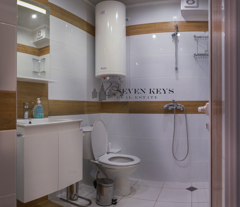 Дава под наем 3-СТАЕН, гр. Варна, Център, снимка 8 - Апартаменти - 53283424