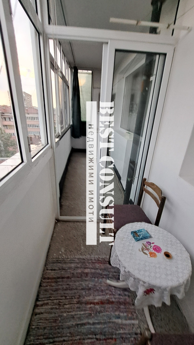 De inchiriat  1 dormitor Ruse , Țentâr , 65 mp | 58527767 - imagine [9]