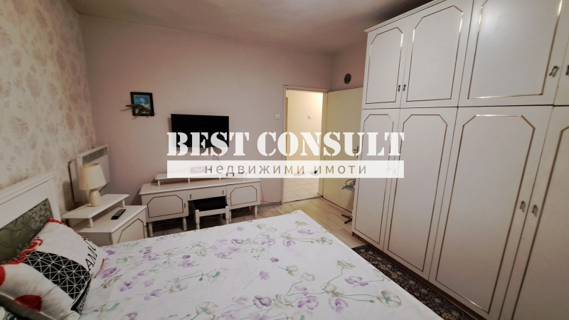 De inchiriat  1 dormitor Ruse , Țentâr , 65 mp | 58527767 - imagine [5]