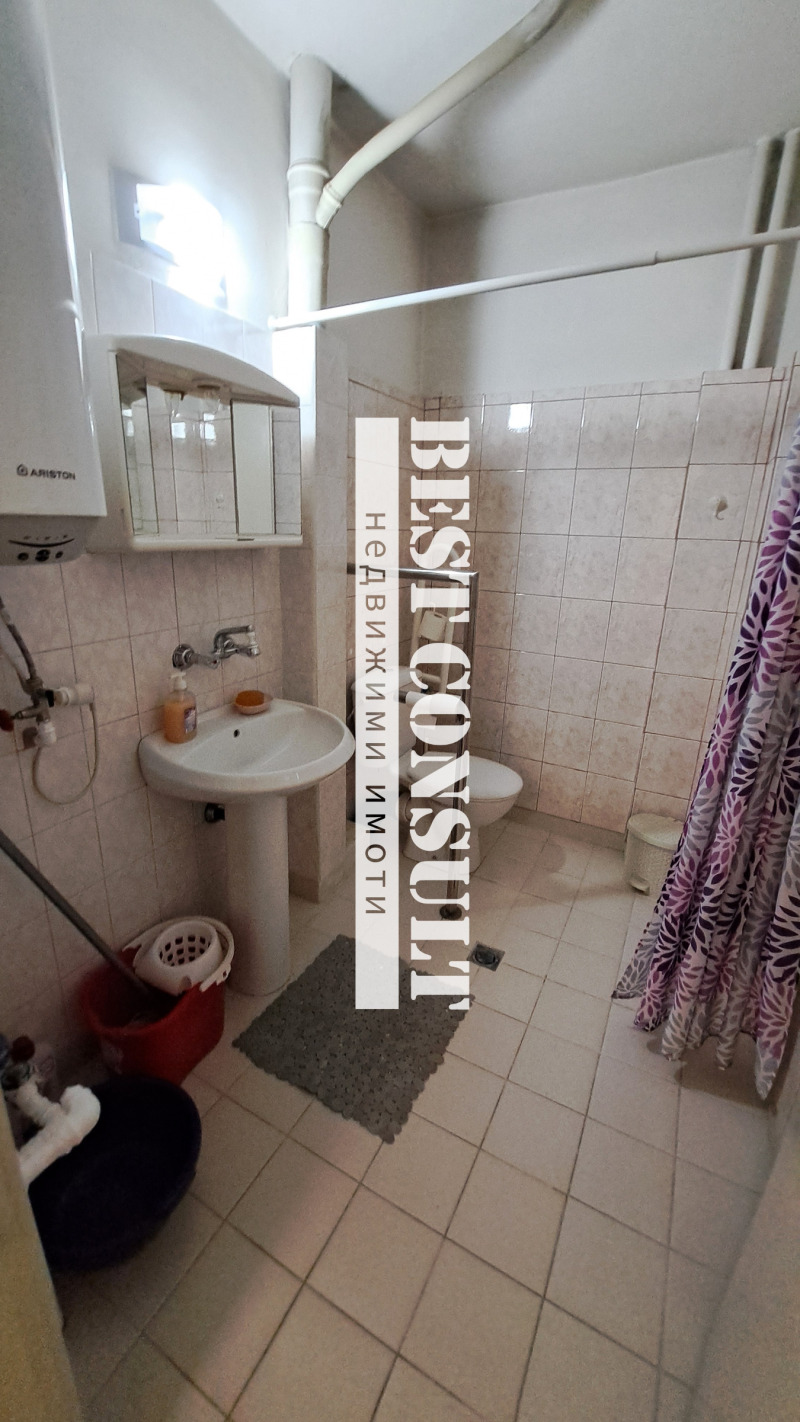 De inchiriat  1 dormitor Ruse , Țentâr , 65 mp | 58527767 - imagine [11]