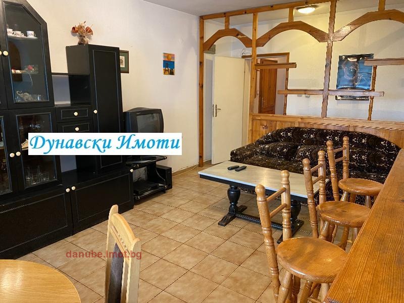 K pronájmu  2 ložnice Ruse , Jalta , 95 m2 | 69915007 - obraz [9]