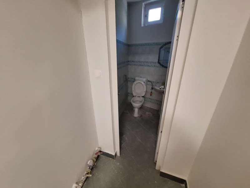 De inchiriat  Magazin Velico Târnovo , Țentâr , 111 mp | 91439126 - imagine [9]