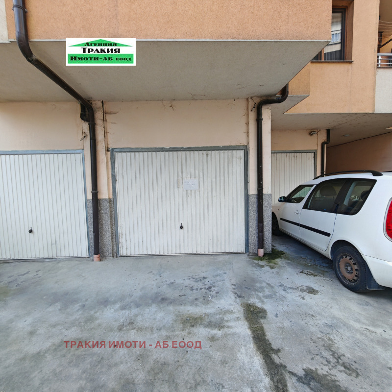 Дава под Наем ГАРАЖ в град Пловдив, Кършияка - 14 кв.м / 180 € » 352.05 лв., ТРАКИЯ ИМОТИ - АБ ЕООД