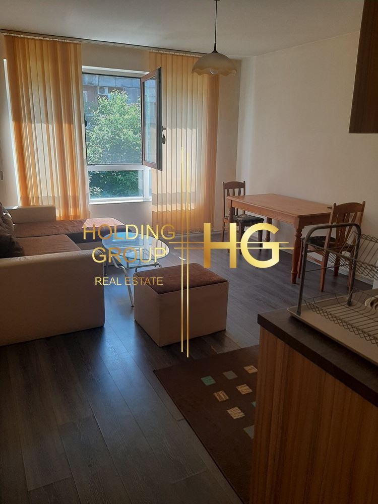 Издаје се  1 спаваћа соба Варна , Левски 1 , 78 м2 | 38206600 - слика [2]
