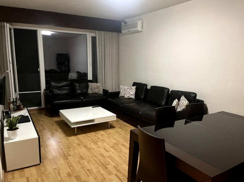 Под наем 3-СТАЕН, град Пловдив, Кючук Париж • 511 € • 93863440 — Holmes.bg