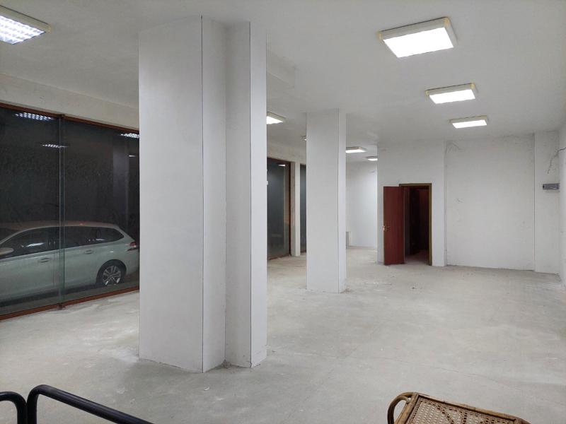 Da affittare  Ufficio Plovdiv , Karshiiaka , 150 mq | 78909259 - Immagine [2]