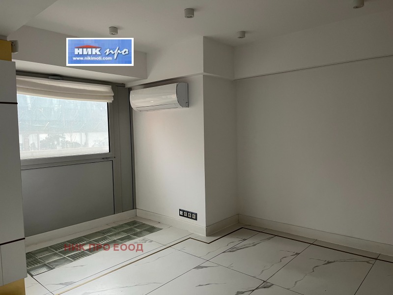 Дава под наем МАГАЗИН, гр. София, Център, снимка 2 - Магазини - 53030981