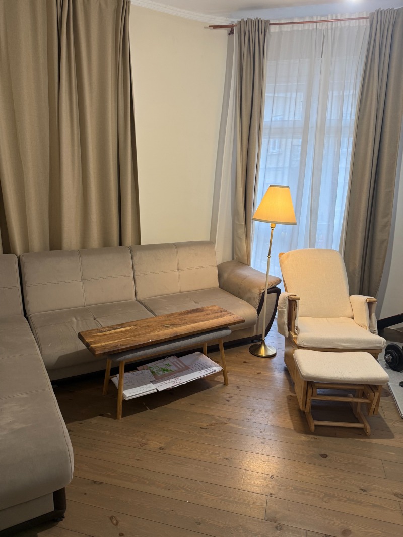 Под наем 3-СТАЕН, град София, Център • 650 € / 1271.29 лв. • 15756345 1