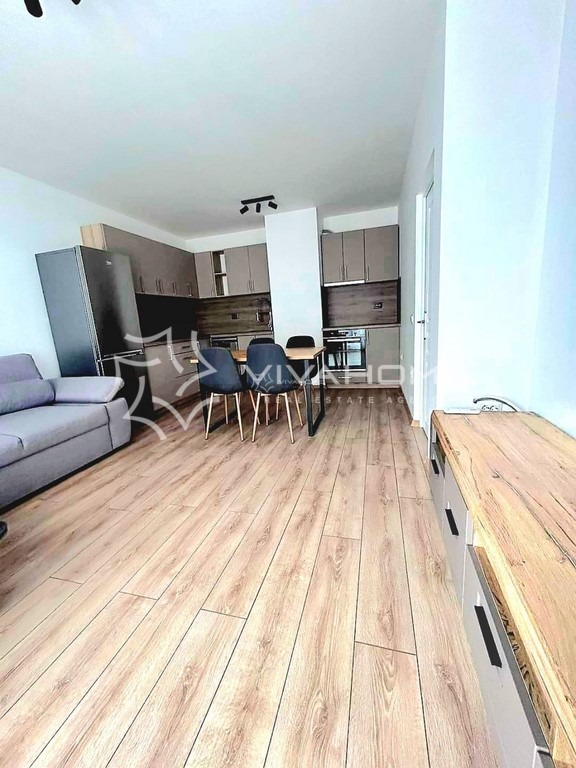 Te huur  2 slaapkamers Varna , Trosjevo , 87 m² | 51145453