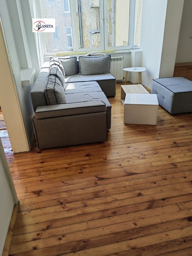 A louer  2 chambres Sofia , Tsentar , 78 m² | 66766246
