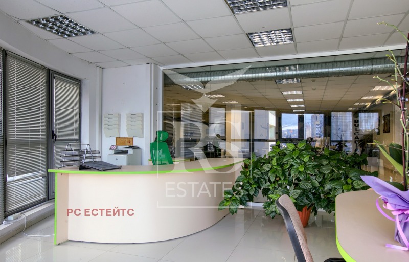 Para alugar  Escritório Sofia , Mladost 3 , 321 m² | 87275229 - imagem [11]
