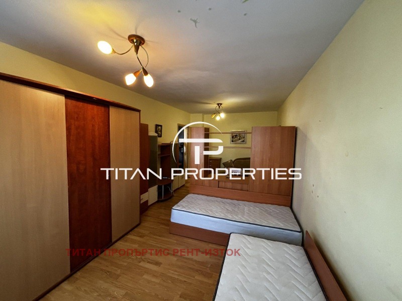 Zu vermieten  1 Schlafzimmer Burgas , Lazur , 65 qm | 21655469 - Bild [2]
