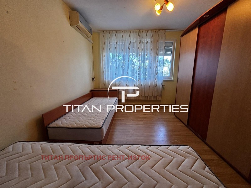 Zu vermieten  1 Schlafzimmer Burgas , Lazur , 65 qm | 21655469 - Bild [4]
