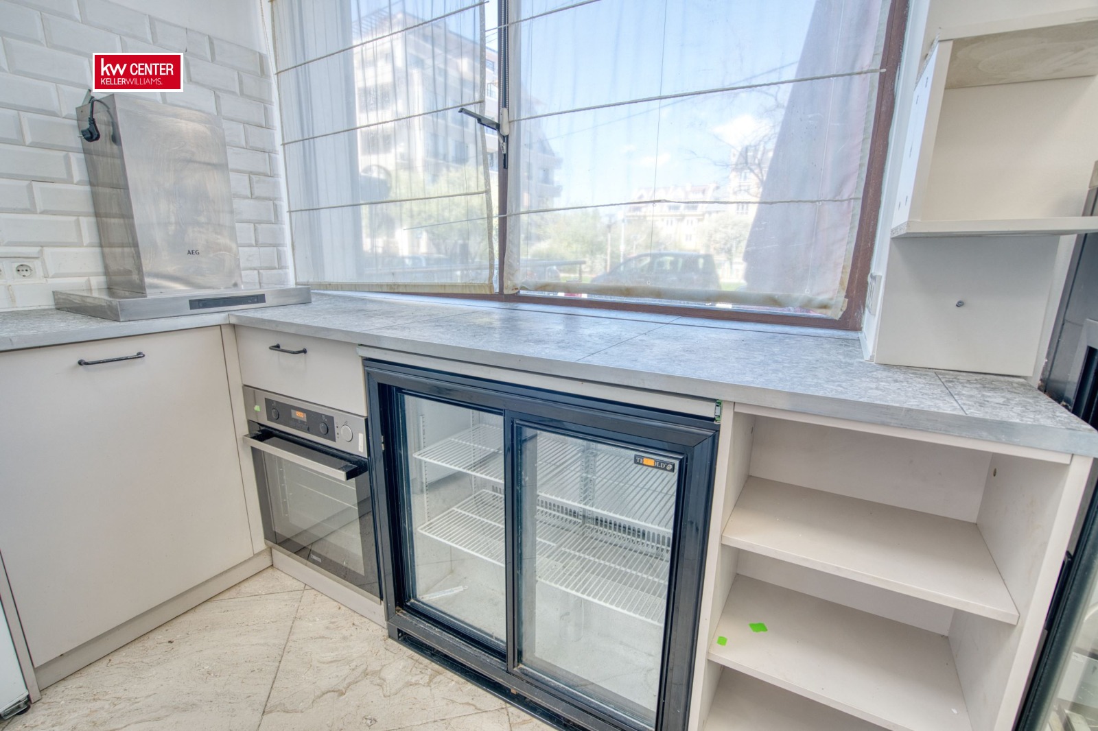 Дава под наем МАГАЗИН, гр. София, Редута, снимка 5 - Магазини - 54177335