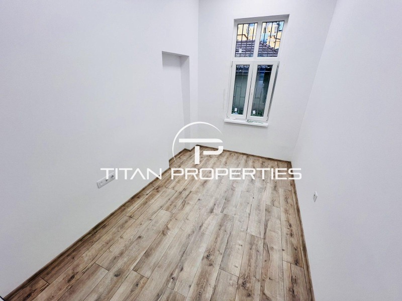 Da affittare  Ufficio Burgas , Vazragdane , 26 mq | 86813774 - Immagine [3]