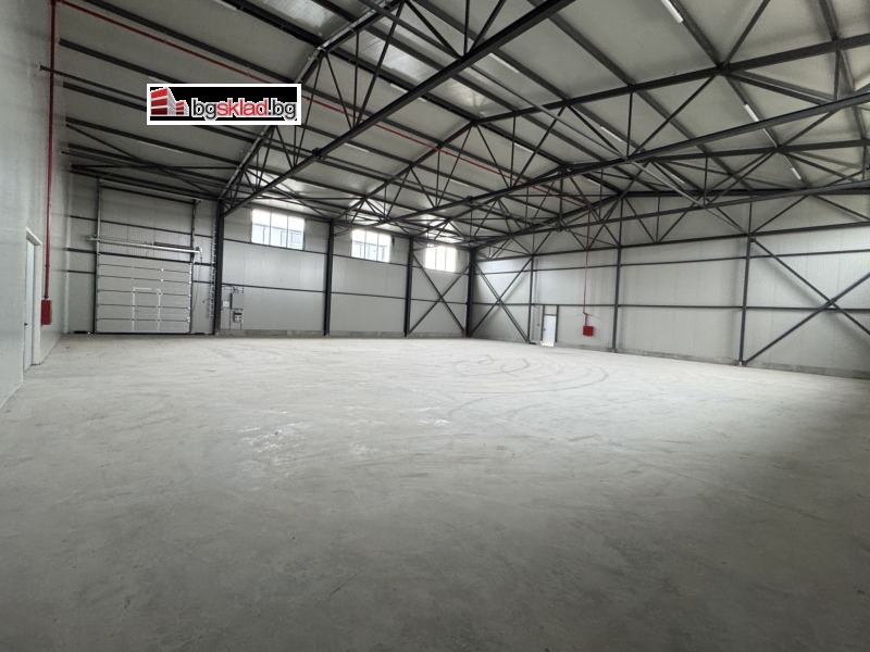 Дава под наем СКЛАД, гр. Варна, с. Тополи, снимка 4 - Складове - 53228220