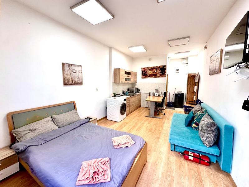 Дава под Наем 1-СТАЕН в град София, Център - 22 кв.м / 450 € » 880.12 лв., ТСТИЙМ