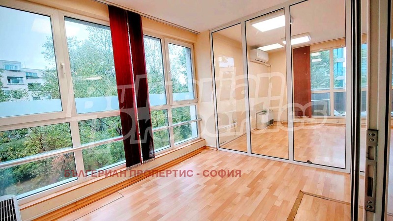 För uthyrning  Kontor Sofia , Mladost 1 , 113 kvm | 76897679 - bild [5]