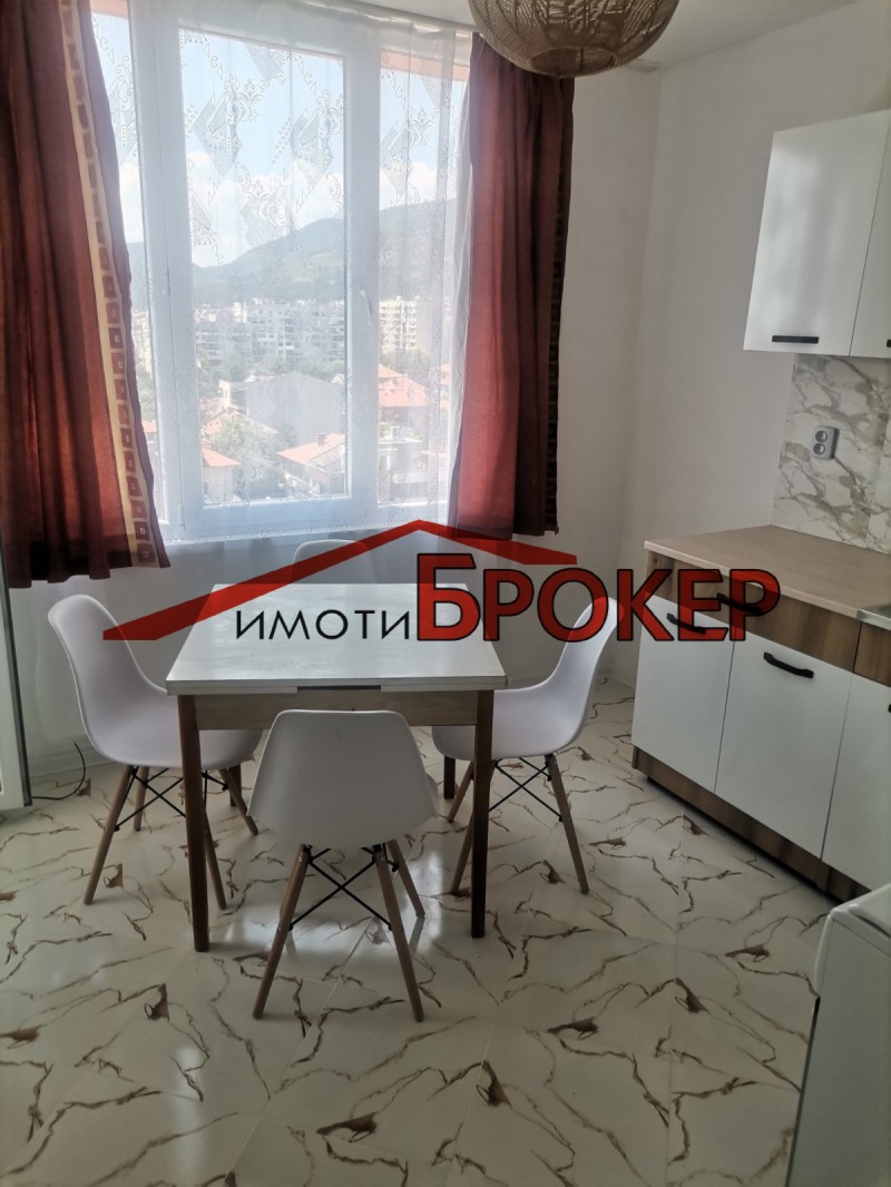 Дава под наем  3-стаен град Сливен , Център , 100 кв.м | 93603997 - изображение [2]