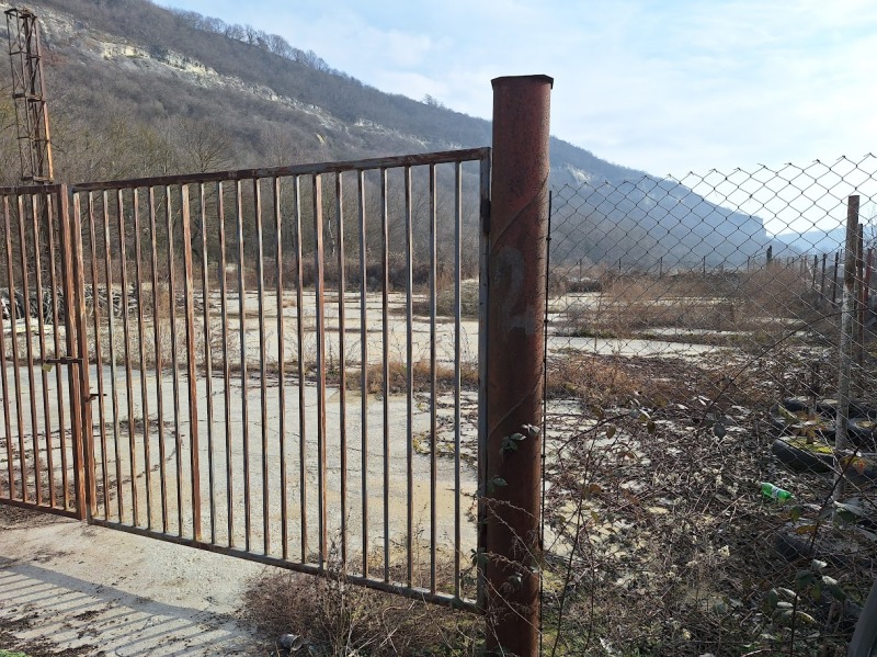 K pronájmu  Průmyslová budova oblast Varna , Provadija , 700 m2 | 45068300 - obraz [4]