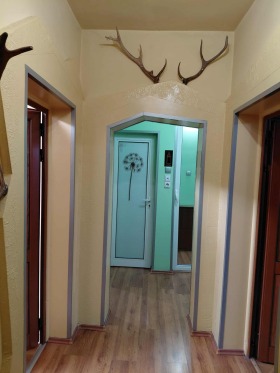 ���� ��� ���� 3-����� | Imot.bg � ����� ������ 10