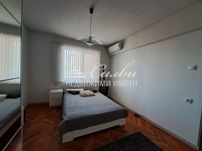 K pronájmu  2 ložnice Šumen , Dobrudžanski , 80 m2 | 31035607 - obraz [6]