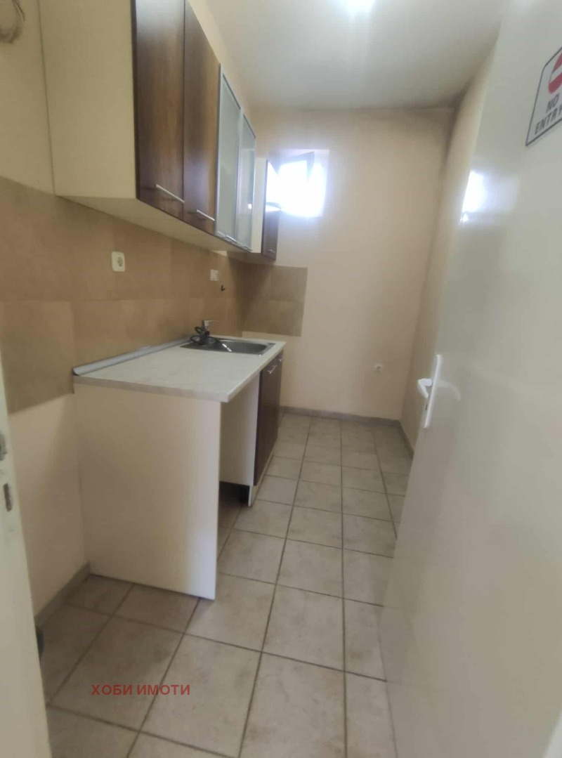 Vuokrattavana  Toimisto Plovdiv , Tsentar , 100 neliömetriä | 52870399 - kuva [4]
