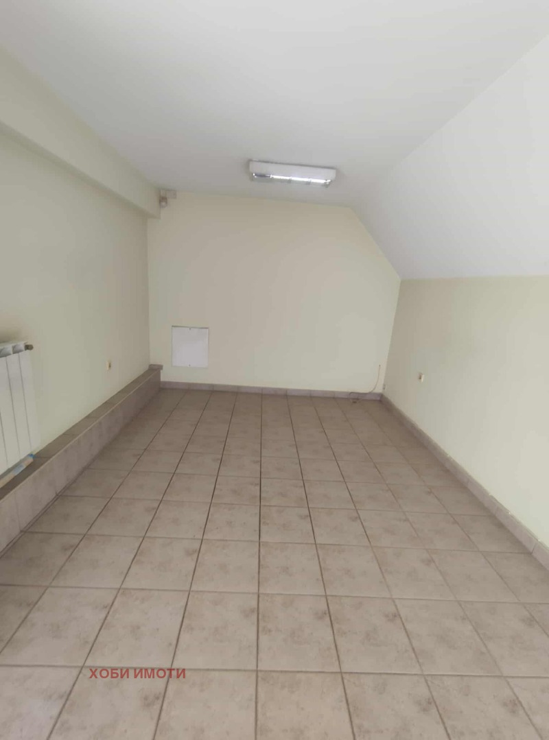 Vuokrattavana  Toimisto Plovdiv , Tsentar , 100 neliömetriä | 52870399 - kuva [9]