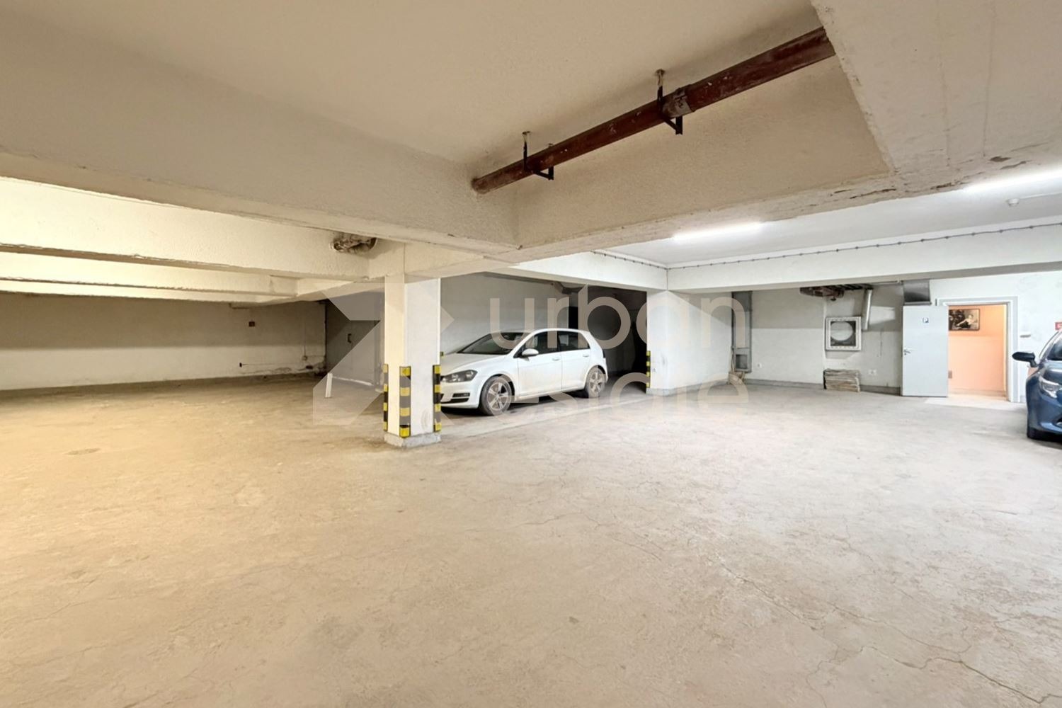 Дава под наем 3-СТАЕН, гр. София, Лозенец, снимка 14 - Апартаменти - 53496610