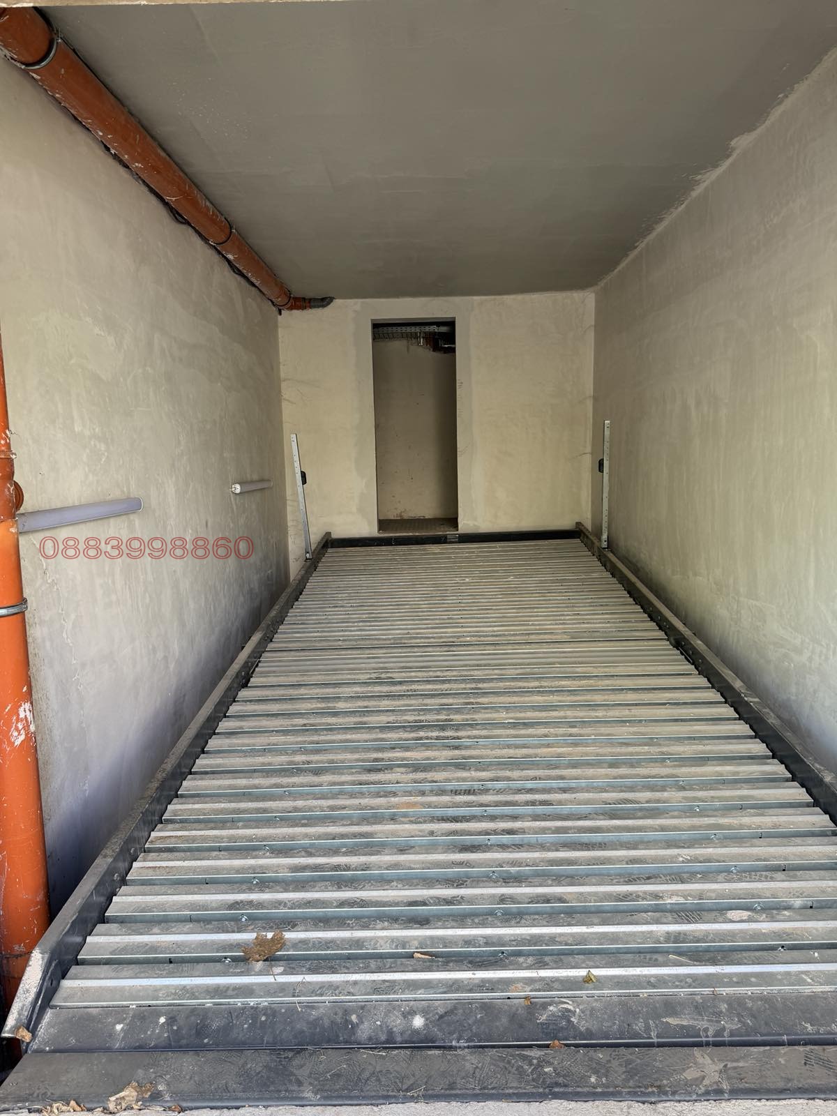 Дава под наем ГАРАЖ, ПАРКОМЯСТО, гр. София, Дружба 1, снимка 17 - Гаражи и паркоместа - 53768224