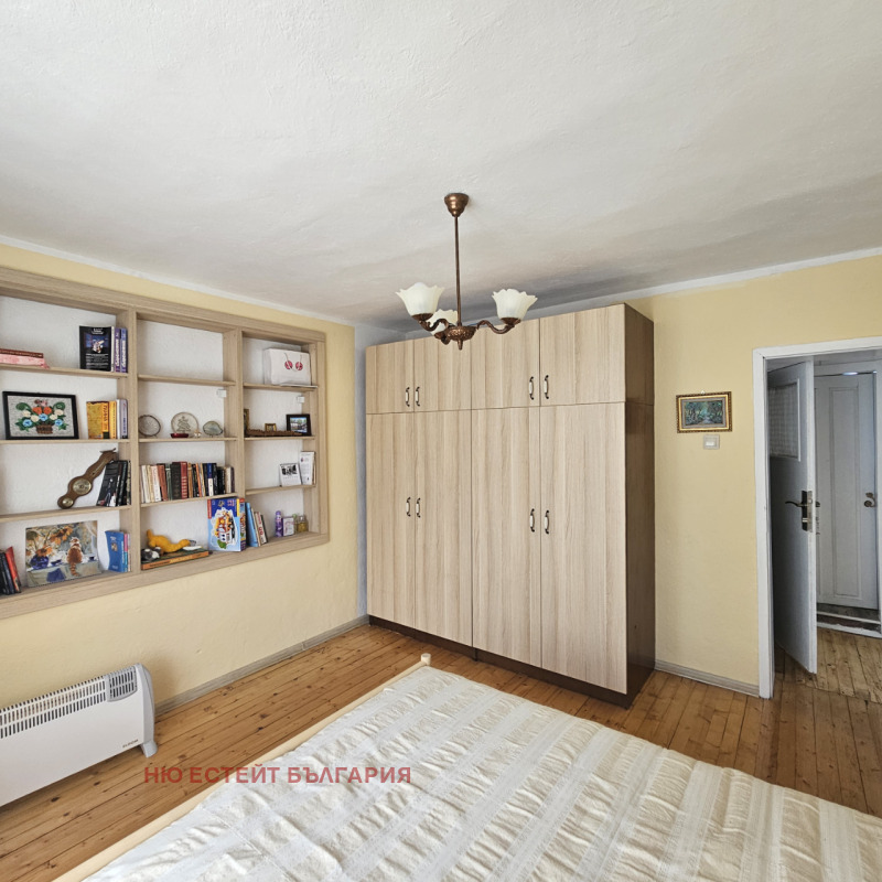 Издаје се  2 спаваће собе регион Софиа , Ихтиман , 67 м2 | 53583033 - слика [8]