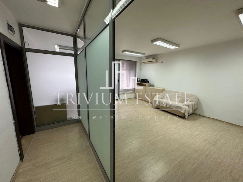 Zu vermieten  Büro Plowdiw , Mladeschki Halm , 85 qm | 42319751 - Bild [4]